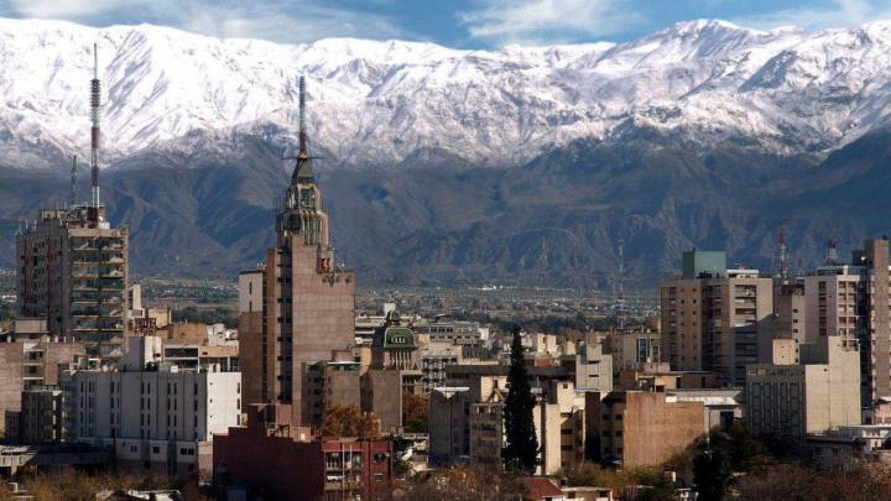 imagen El Observatorio de Economía Regional y Urbano (OERU) UNCUYO al aire en la TV mendocina