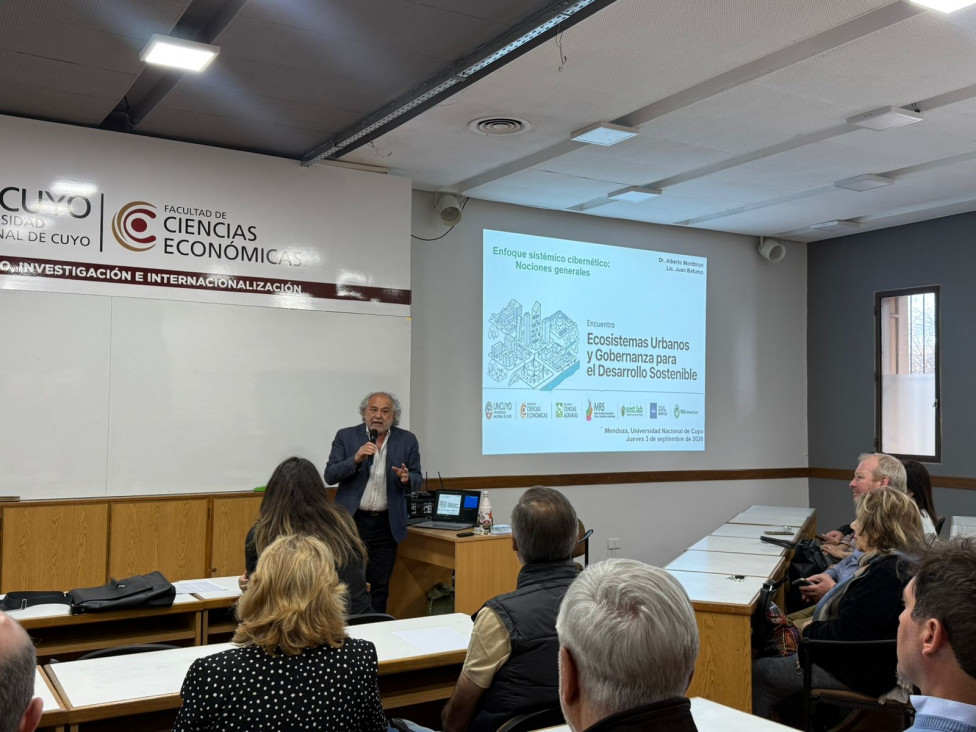 imagen Un espacio para pensar en el desarrollo sostenible: se realizó el encuentro "Ecosistemas Urbanos y Gobernanzas para el Desarrollo Sostenible"