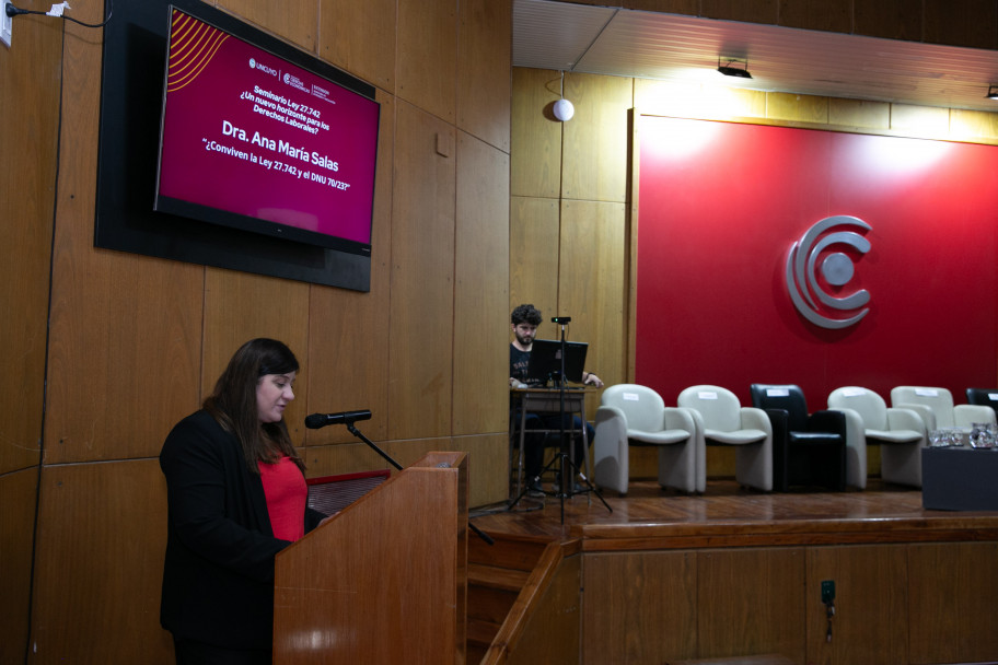 imagen Se llevó a cabo el seminario "Ley 27.742 ¿Un nuevo horizonte para los Derechos Laborales?"