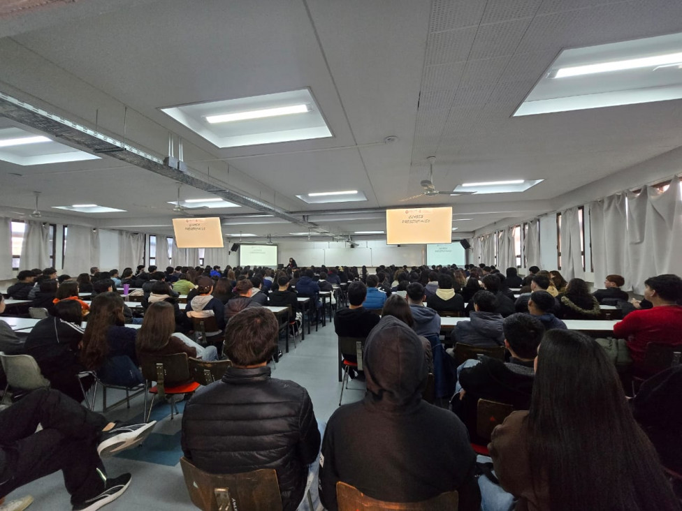 imagen La Facultad le dio la bienvenida a los aspirantes que comienzan el Ingreso 2027