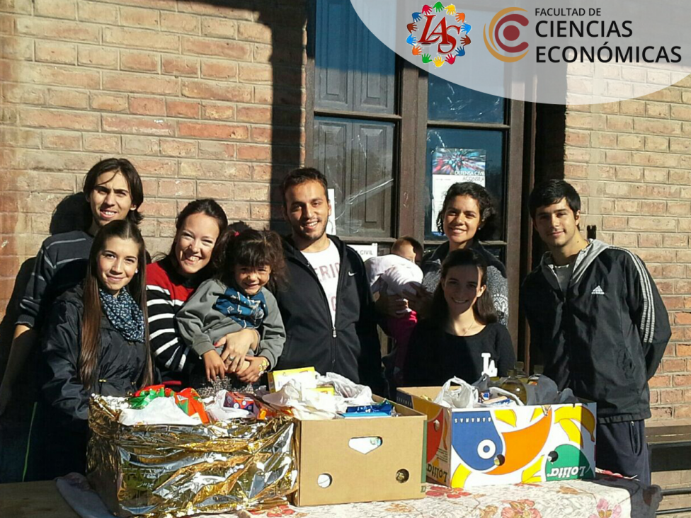 imagen Licenciados en Administración Solidarios realizaron la entrega de lo recolectado en la primera colecta