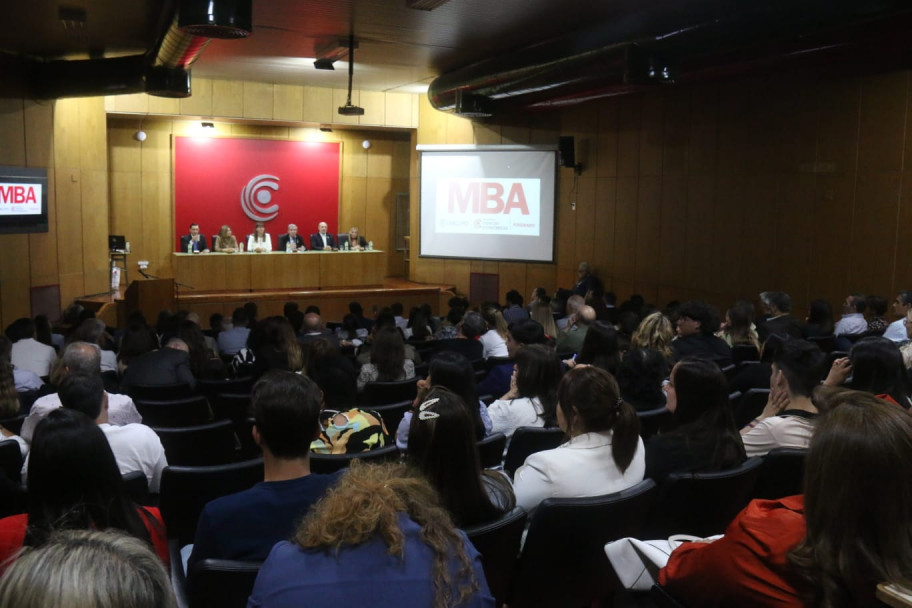 imagen Acto Final de cursado de Maestría en Administración de Negocios | MBA