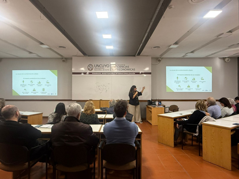 imagen Un espacio para pensar en el desarrollo sostenible: se realizó el encuentro "Ecosistemas Urbanos y Gobernanzas para el Desarrollo Sostenible"
