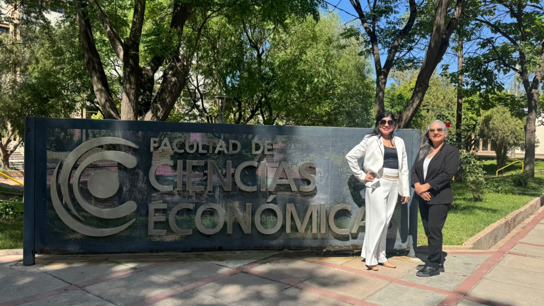 imagen Doctorandas ecuatorianas realizan estancias en la FCE-UNCUYO en el marco del Doctorado en Ciencias Económicas Internacional