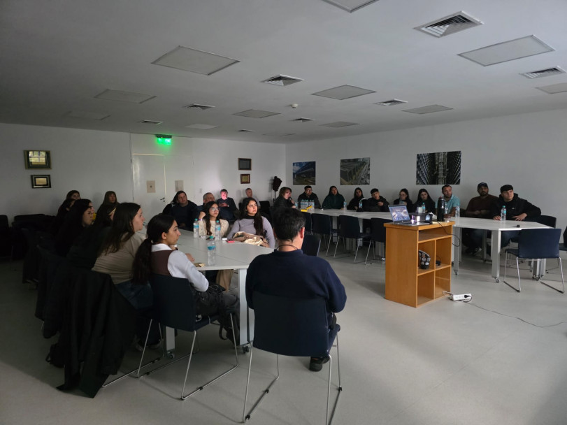 imagen Estudiantes de la Licenciatura en Logística realizaron su viaje de estudio a Buenos Aires