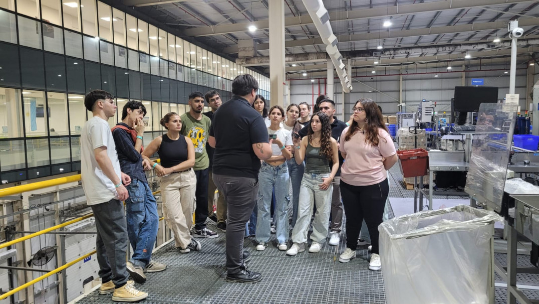 imagen Estudiantes de Logística realizaron su viaje de estudios a Buenos Aires