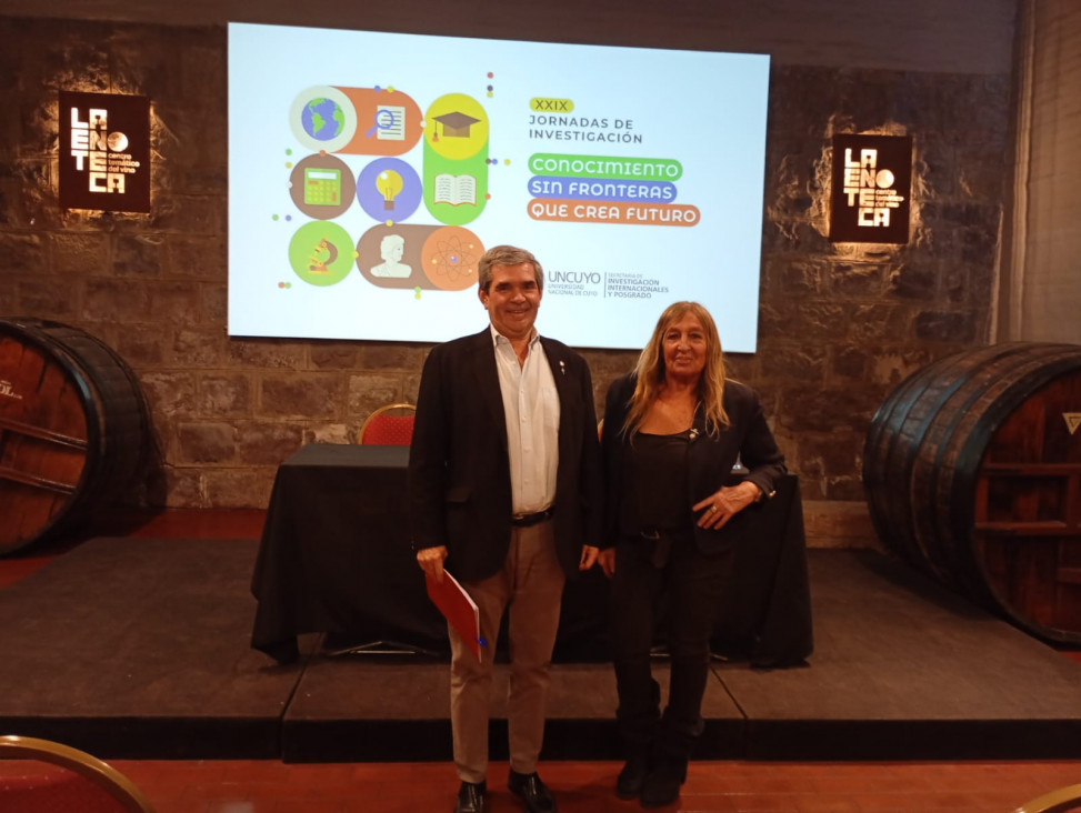 imagen La Facultad de Ciencias Económicas estuvo presente en las Jornadas de Investigación de la UNCUYO