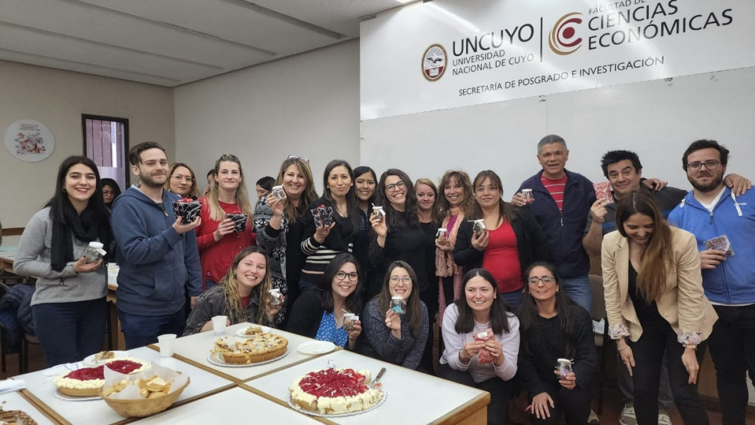 imagen Agasajamos a nuestras secretarias