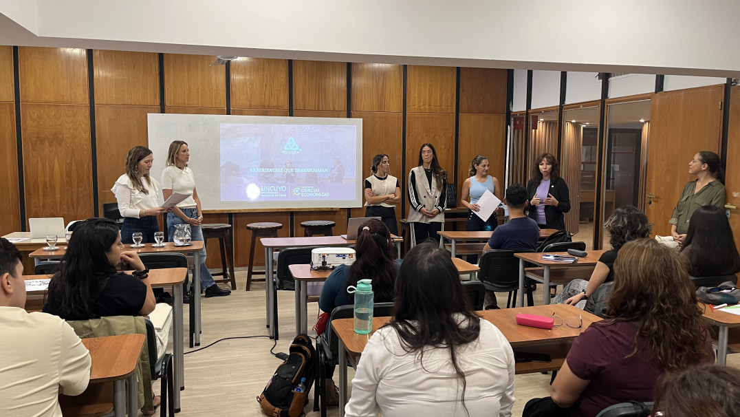 imagen Se realizó una nueva edición del Seminario "Experiencias que Transforman"