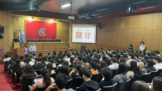 imagen La facultad recibió a sus nuevos estudiantes en las jornadas de Introducción a la Vida Universitaria
