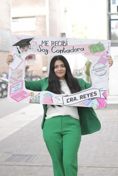 imagen La Facultad de Ciencias Económicas celebra a sus nuevos graduados/as