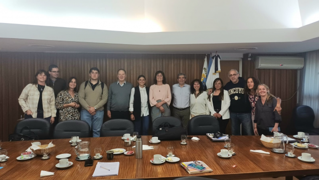 imagen El Consejo Directivo de la Facultad de Ciencias Económicas elevó, para la aprobación, el nuevo Plan de Estudios de la Licenciatura en Administración al Consejo Superior