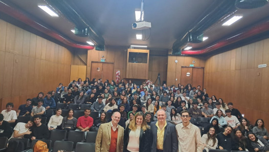 imagen Administración en Acción: visita de referentes y acciones de vinculación con el medio: encuentro con Jorge Parera, CEO de Cadena de Farmacias CHESTER