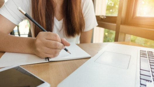 imagen Defensa Trabajo Final de Grado - Licenciatura en Administración