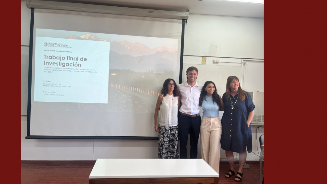 imagen La Facultad de Ciencias Económicas celebra a sus nuevos graduados/as