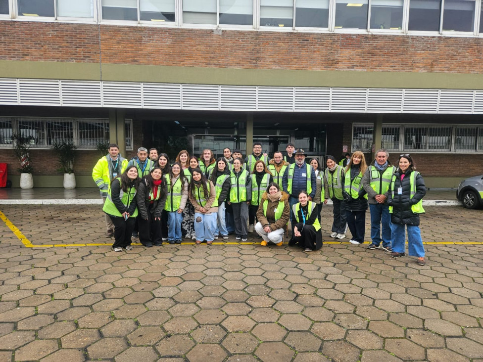 imagen Estudiantes de la Licenciatura en Logística realizaron su viaje de estudio a Buenos Aires