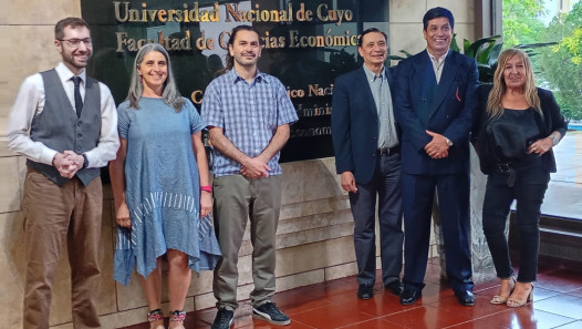 imagen El Doctorado en Ciencias Económicas tiene un nuevo egresado