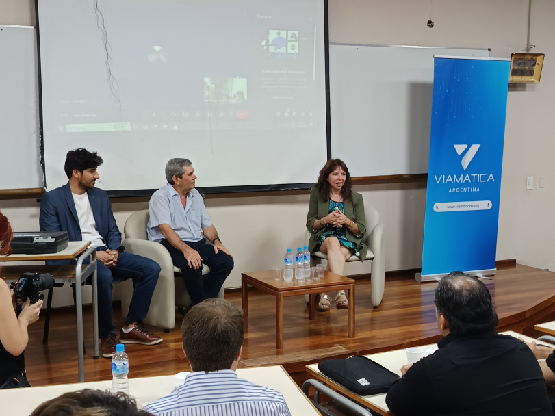 imagen Se realizó el HackIAton Notion + IA en Económicas 