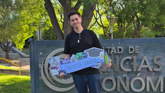 imagen La Facultad celebra a sus nuevos egresados/as