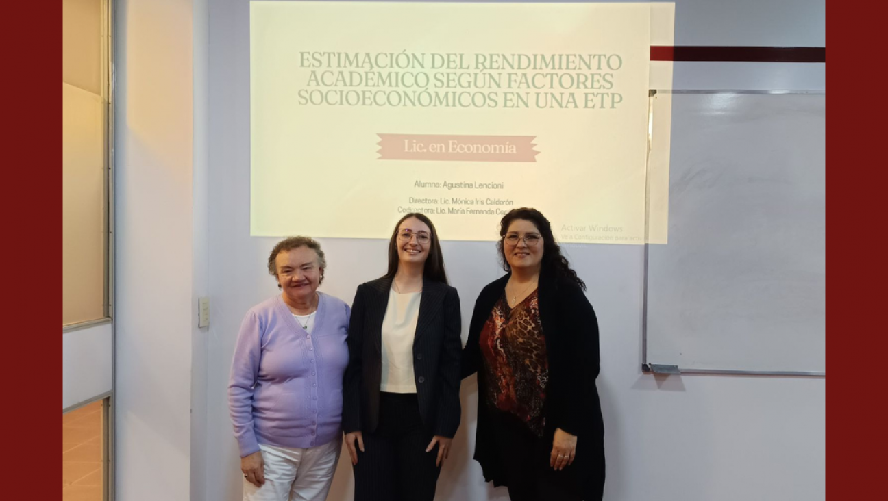 imagen La Facultad celebra a sus nuevos egresados/as