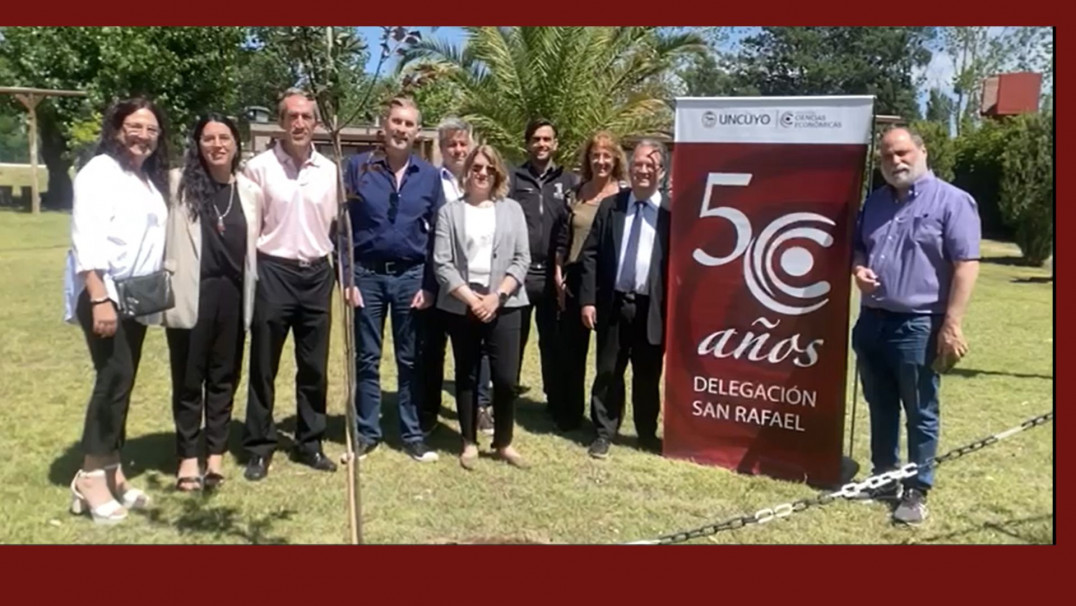 imagen La Sede San Rafael realizó una nueva plantación de árboles por el 50° aniversario