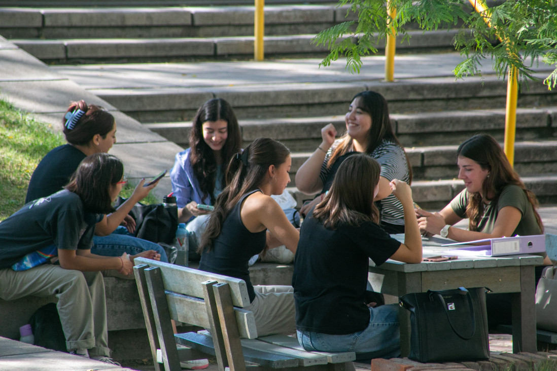 imagen Inscripciones abiertas para estudiar en la Facultad de Ciencias Económicas
