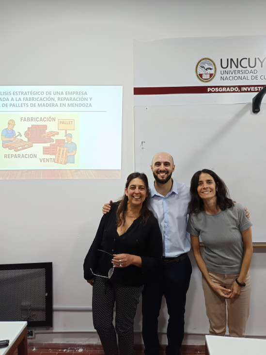 imagen La Facultad celebra a sus nuevos egresados/as