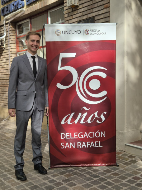 imagen La Facultad celebra a sus nuevos egresados/as