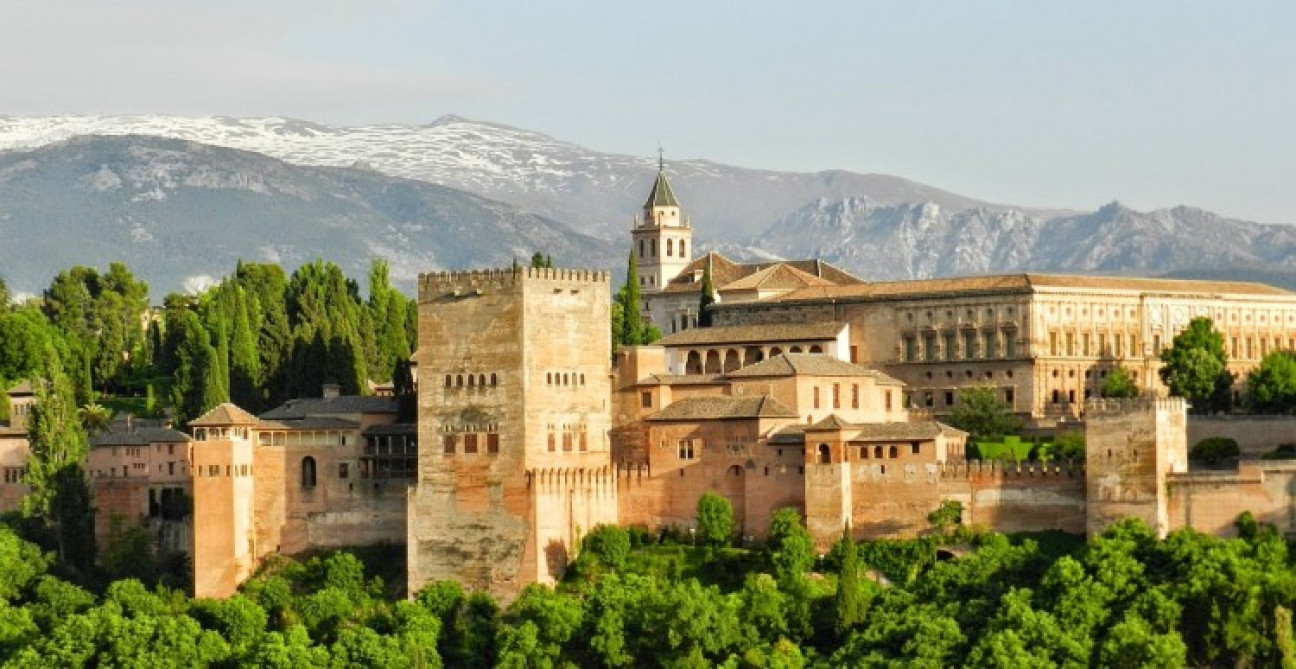 imagen Becas para doctorandos – Universidad de Granada