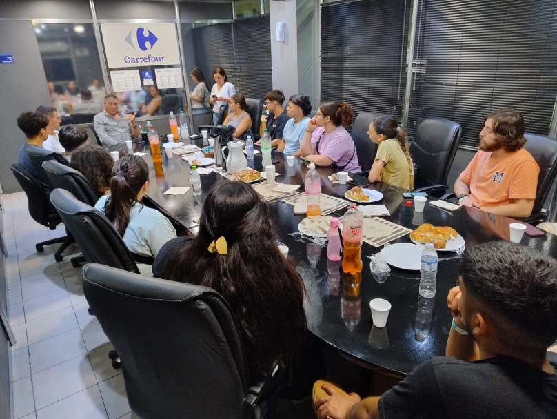 imagen Estudiantes de Logística realizaron su viaje de estudios a Buenos Aires