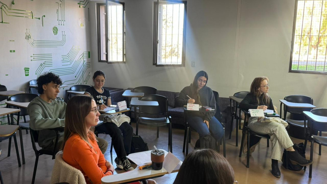 imagen Estudiantes se capacitaron en el taller "Liderazgo en Ciencias Económicas"