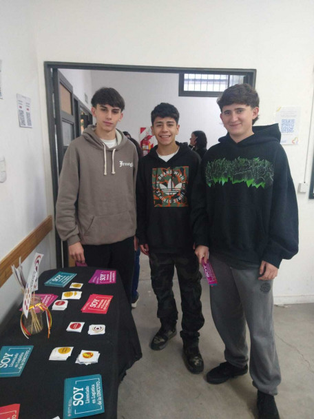 imagen Con una gran concurrencia de jóvenes se realizó la Facultad Abierta en sede central y este