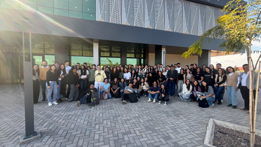 imagen Estudiantes de la Licenciatura en Logística visitaron Cofarmen y conocieron su modelo logístico 