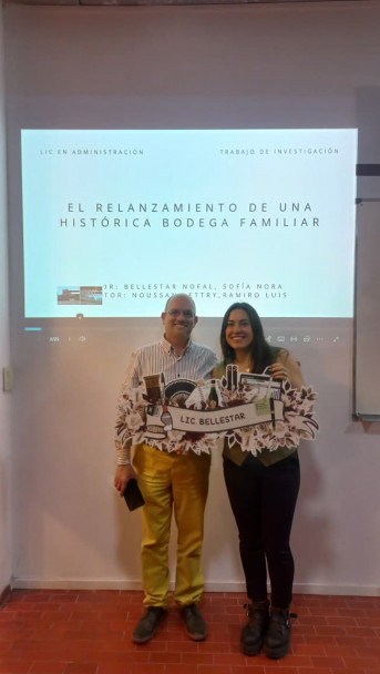 imagen La Facultad celebra a sus nuevos egresados/as