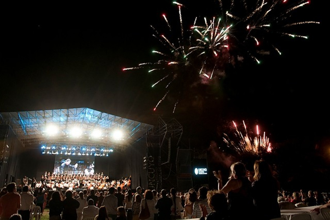 imagen Gran noche en el parque con Carmina Burana