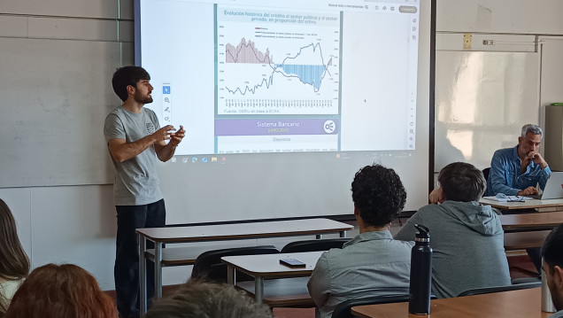 imagen Investigadores del Observatorio Económico Regional Urbano realizaron la exposición de sus informes