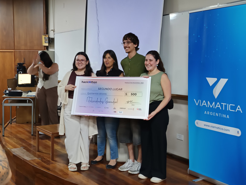 imagen Se realizó el HackIAton Notion + IA en Económicas 