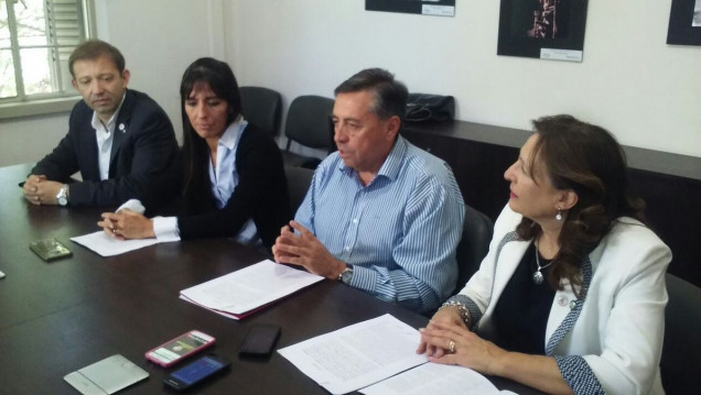 imagen Acuerdo para generar un observatorio de tarifas entre la Facultad de Ciencias Económicas y la Secretaría de Servicios Públicos del Gobierno de Mendoza