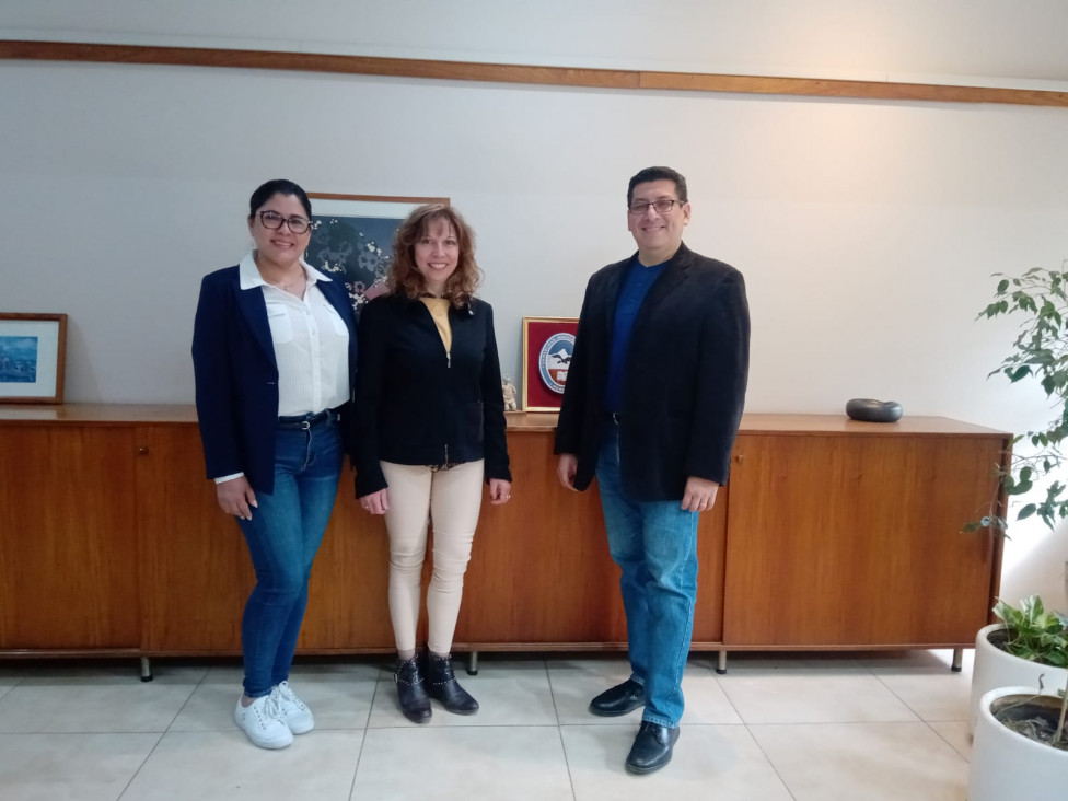 imagen Estudiantes internacionales del Doctorado visitaron FCE