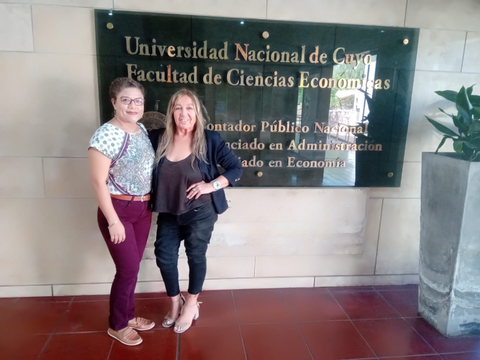 imagen Estudiante del Doctorado Internacional visitó nuestra facultad