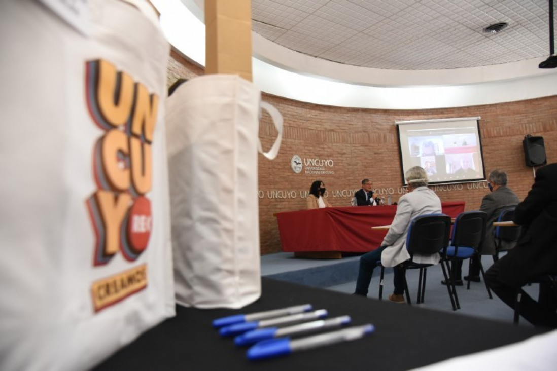 imagen UNCUYO REC: una apuesta para acercar el aula a las pantallas de docentes y estudiantes