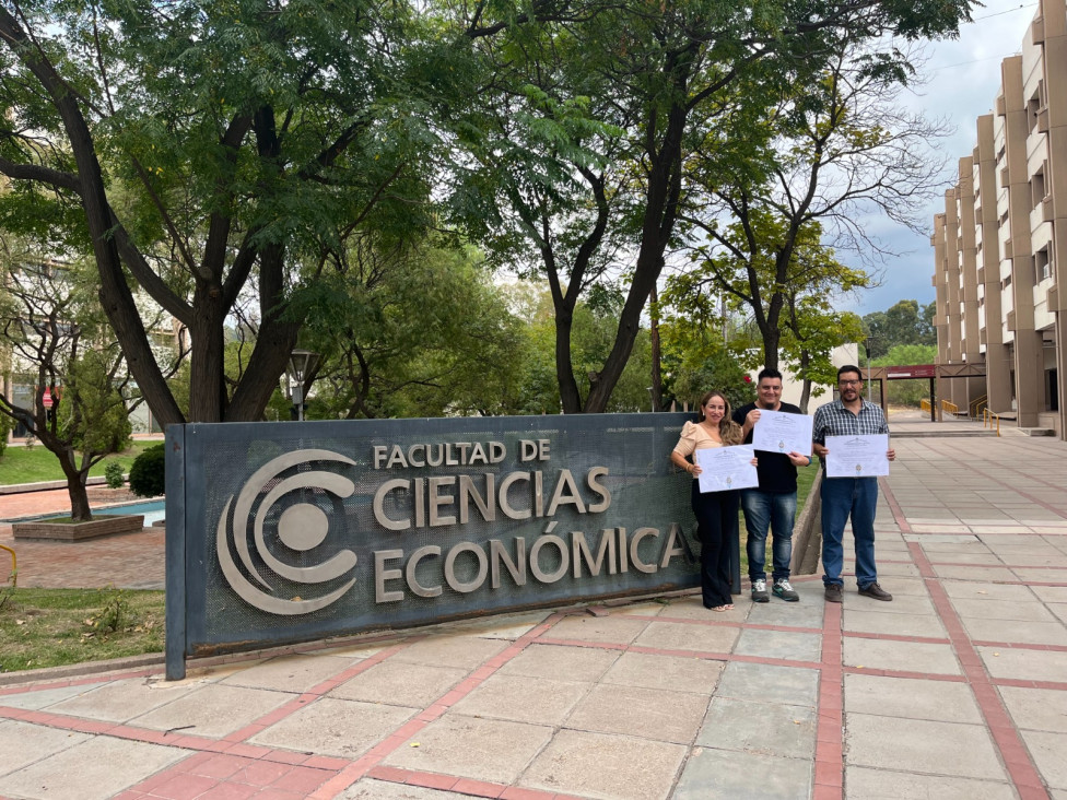 imagen Primeros Egresados de la Cohorte 2023 de la Especialización en Gestión y Vinculación Tecnológica: Un Hito para la Facultad de Ciencias Económicas de la UNCUYO