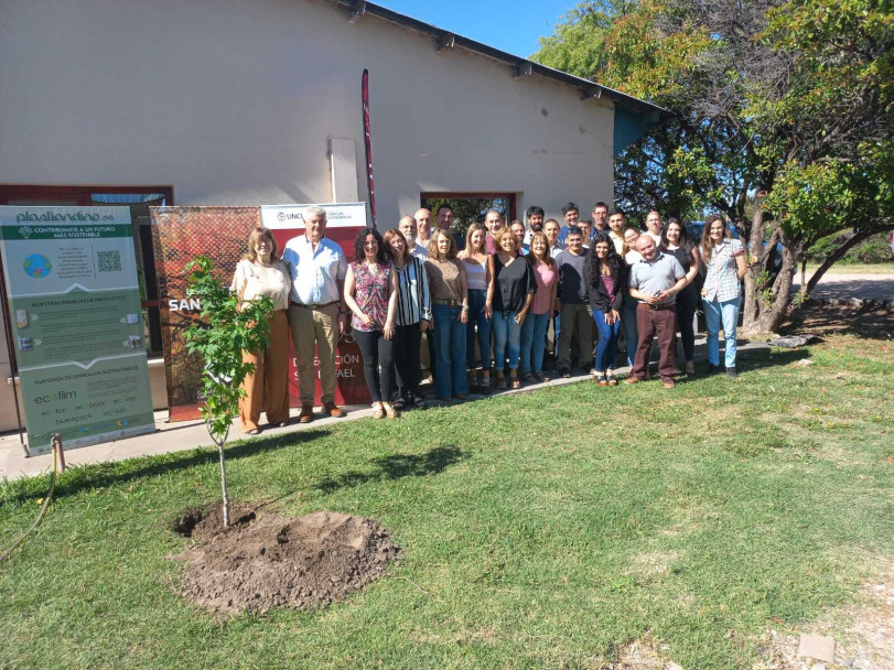 imagen La Delegación San Rafael realizó una nueva plantación de árboles