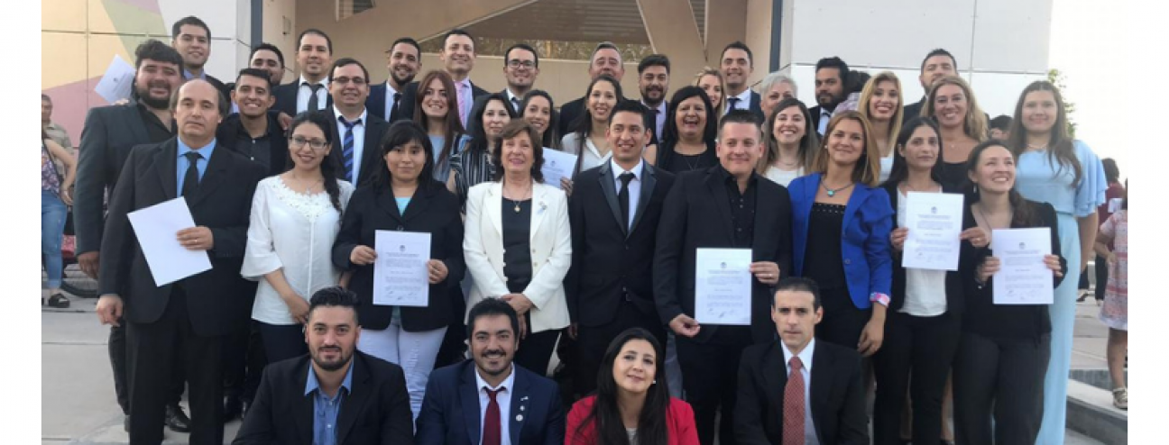 imagen Acto de Juramento de los profesionales egresados | Lic. en Gestión de Negocios Regionales