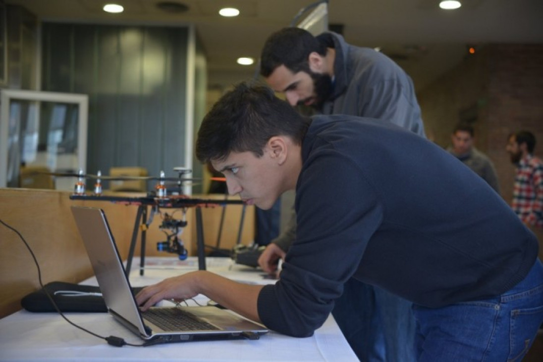 imagen Prorrogan la inscripción al Programa Ejecutivo sobre Liderazgo Ágil para emprendedores graduados de la UNCUYO