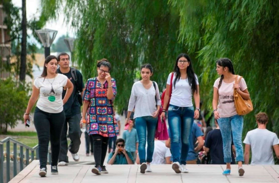 imagen Se extiende la convocatoria para estudiantes que deseen ser tutores universitarios