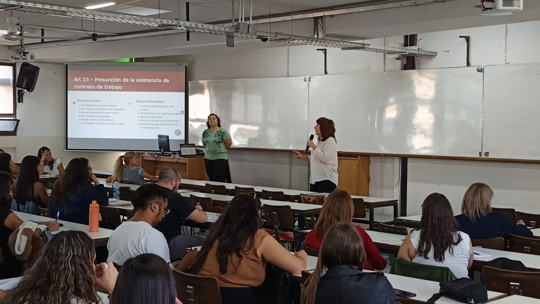 imagen Con una gran convocatoria se realizó el curso Ley de Modernización Laboral