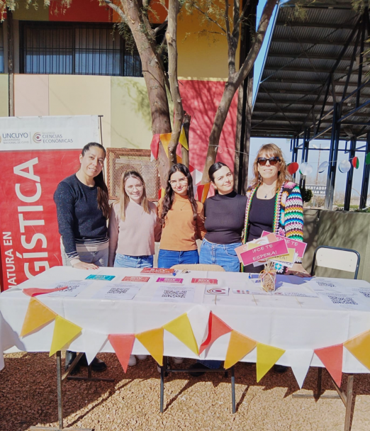 imagen Económicas presente en el territorio: Expo Educativa