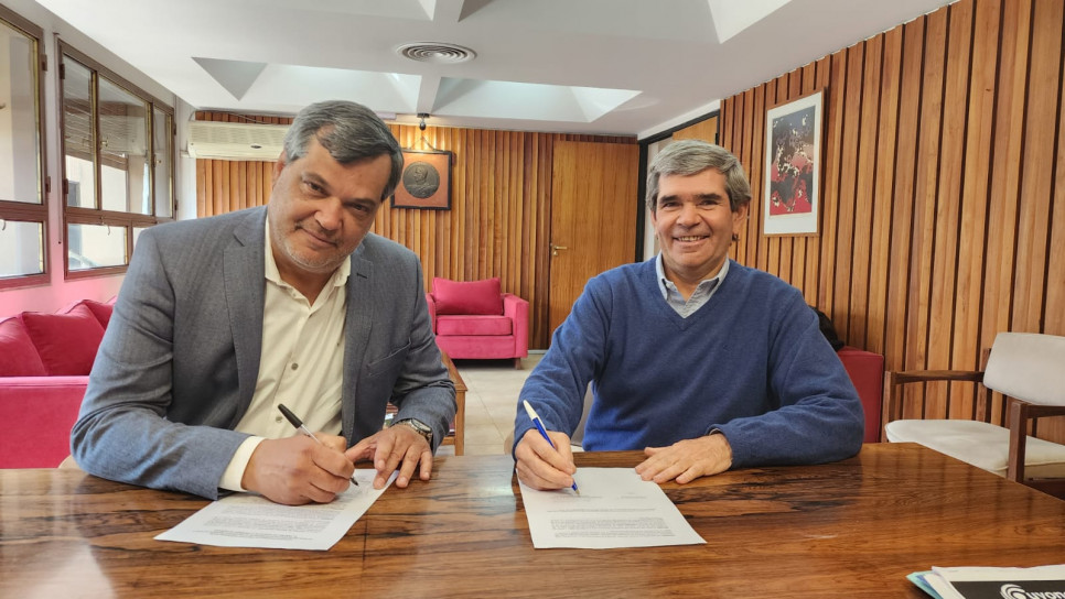 imagen Firmamos un convenio con el Tribunal de Cuentas de Mendoza