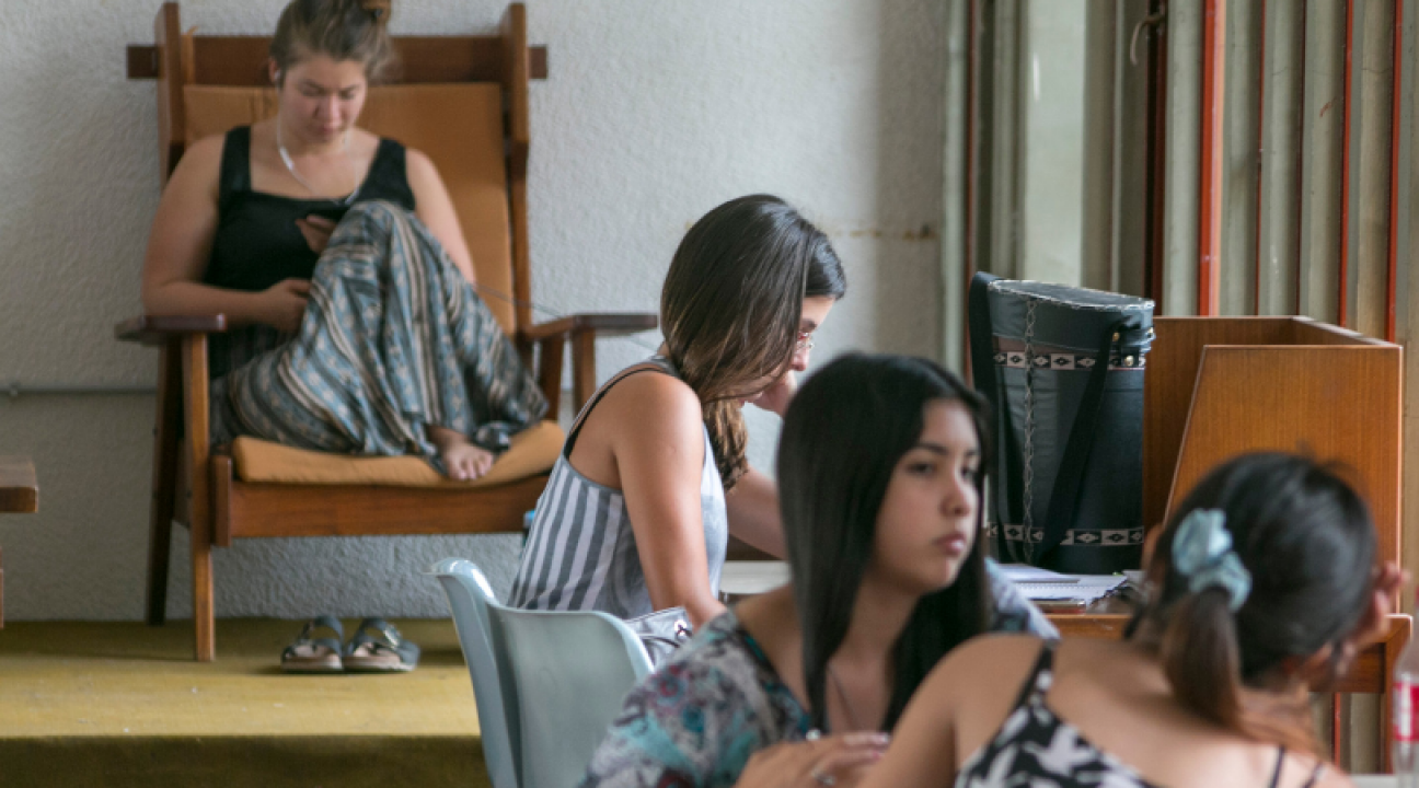 imagen Presentación de Indicadores de género de la UNCUYO. "La participación de las mujeres en la vida universitaria".